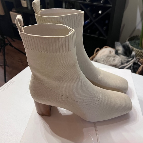 Quince Eco Knit Heeled Sock Bootie Almond Sustainable  - HOLIDAY SPECIAL - Picture 5 of 11